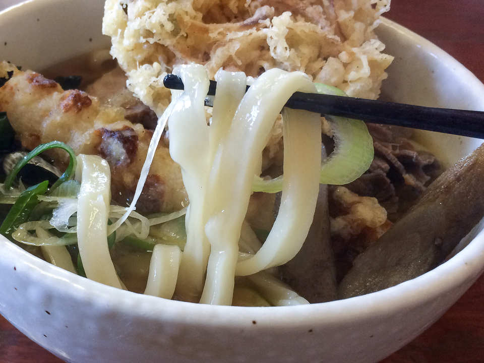 ぜいたくうどんは本当に贅沢なうどんです。天下GO!麺。