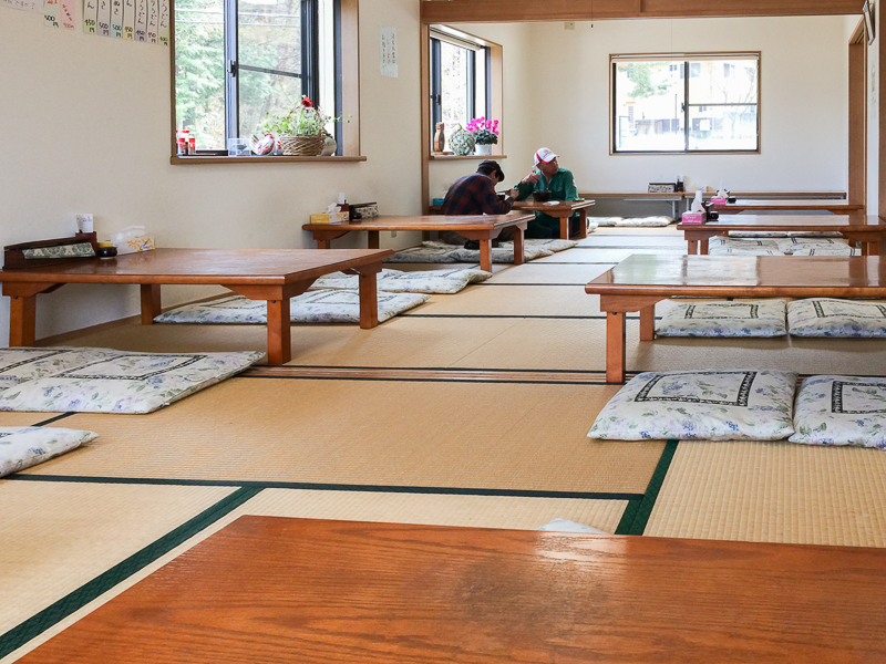河口湖町 吉田のうどん くらよし 店内