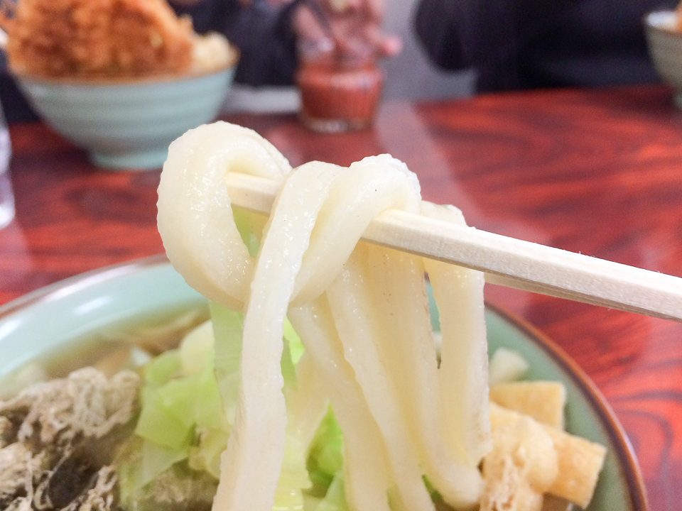 富士吉田市で一番太い麺。吉田のうどんムサシ。