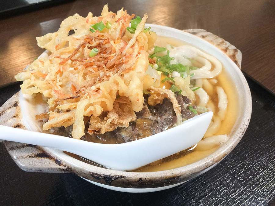 寒い昼 鍋焼き探し！吉田のうどんつるや食堂