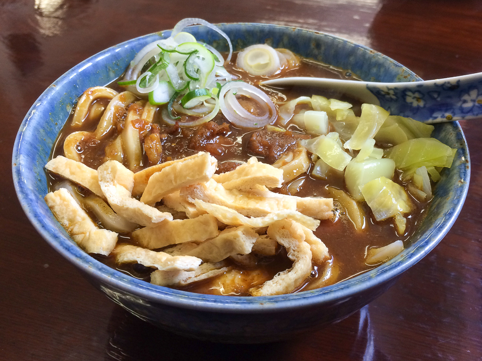 変わり種メニューが沢山。夜も営業している吉田のうどんふじや