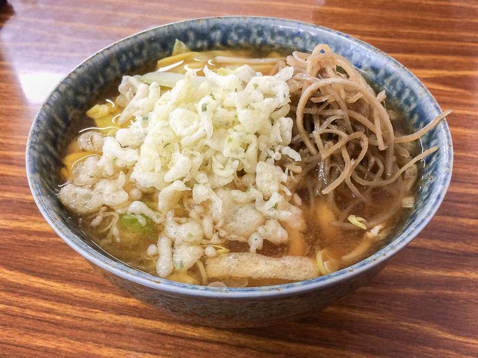 河口湖にあるとってもお得な吉田のうどん。はちまんうどん。