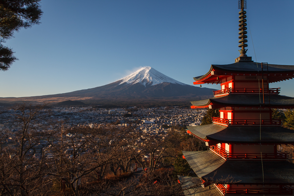 【富士山写真】 新倉山浅間公園からの日の出