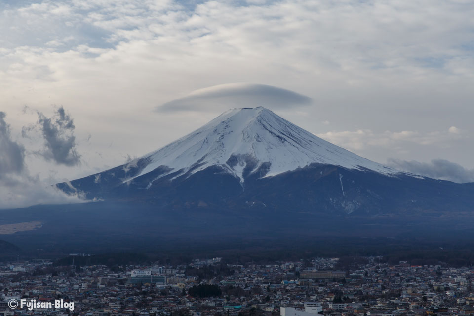 新倉山浅間公園からの富士山