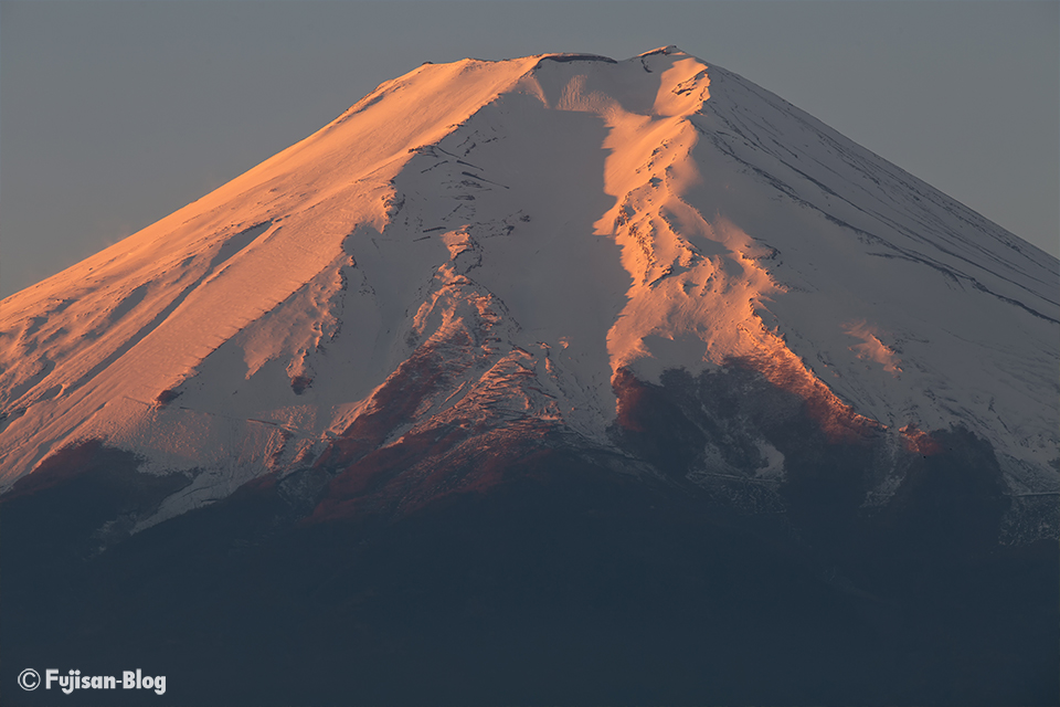 【富士山写真】2017年富士吉田市からの紅富士