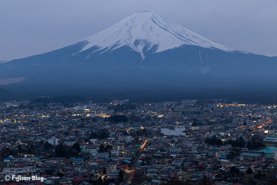 【富士山写真】夕焼けをを狙って新倉山浅間公園（忠霊塔）へ