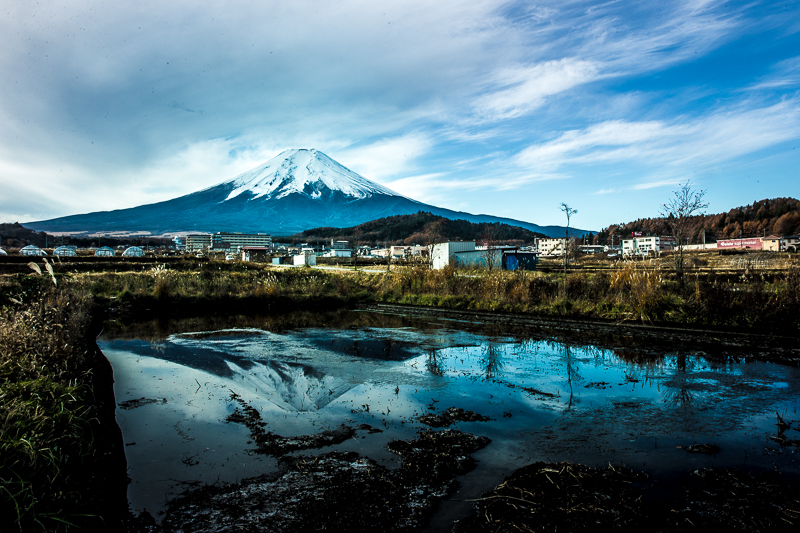 【富士山写真】富士吉田市農道公園　逆さ富士