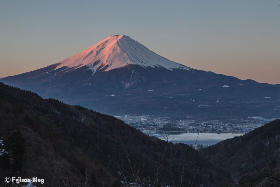 【富士山写真】 御坂峠からの朝焼け