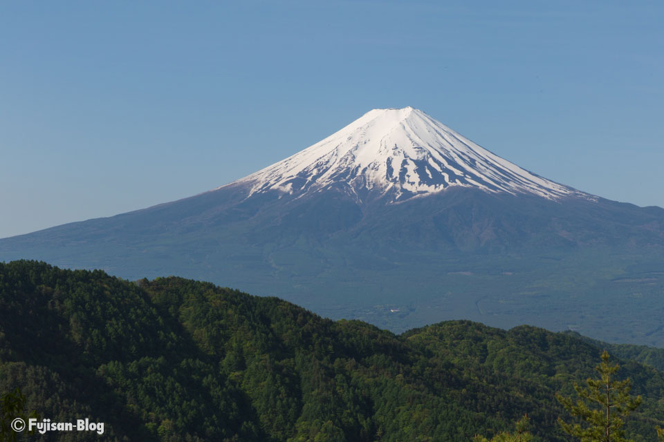 西川林道からの富士山