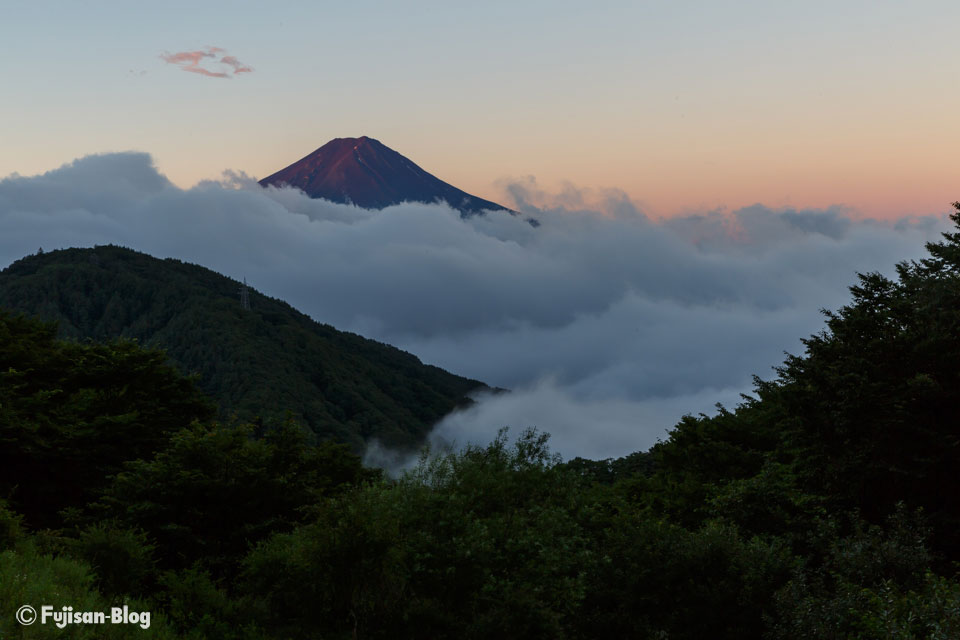 【富士山写真】 天下茶屋からの赤富士と雲海