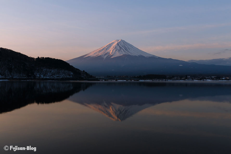 【富士山写真】河口湖ボートハウスハワイ前からの富士山