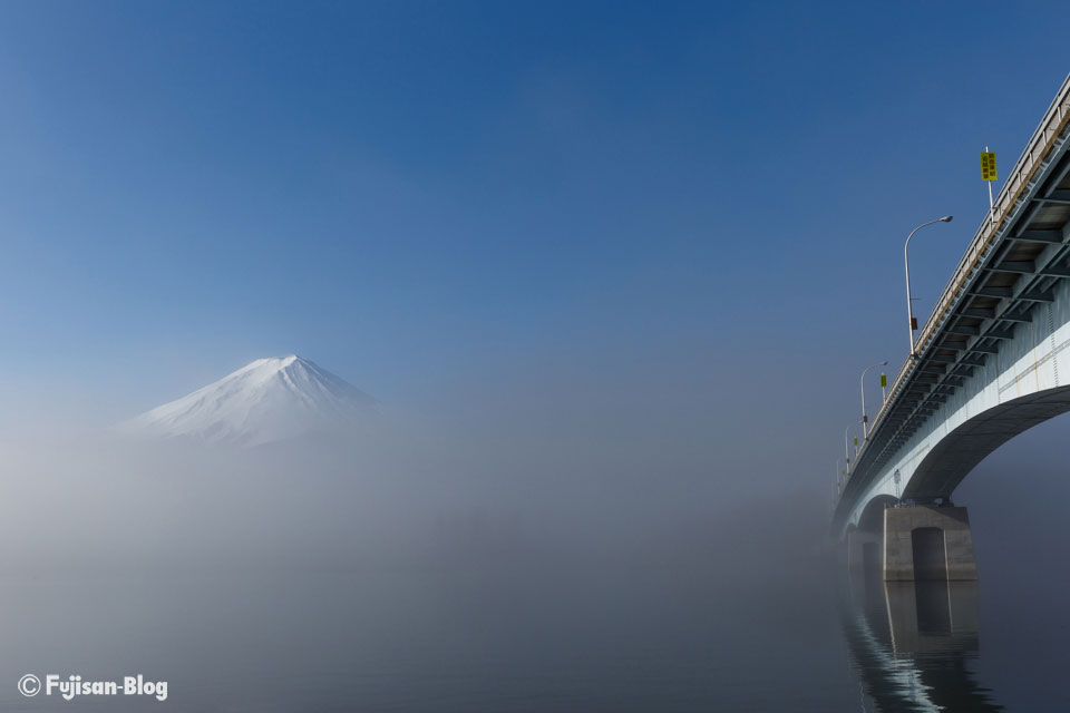 河口湖からの富士山