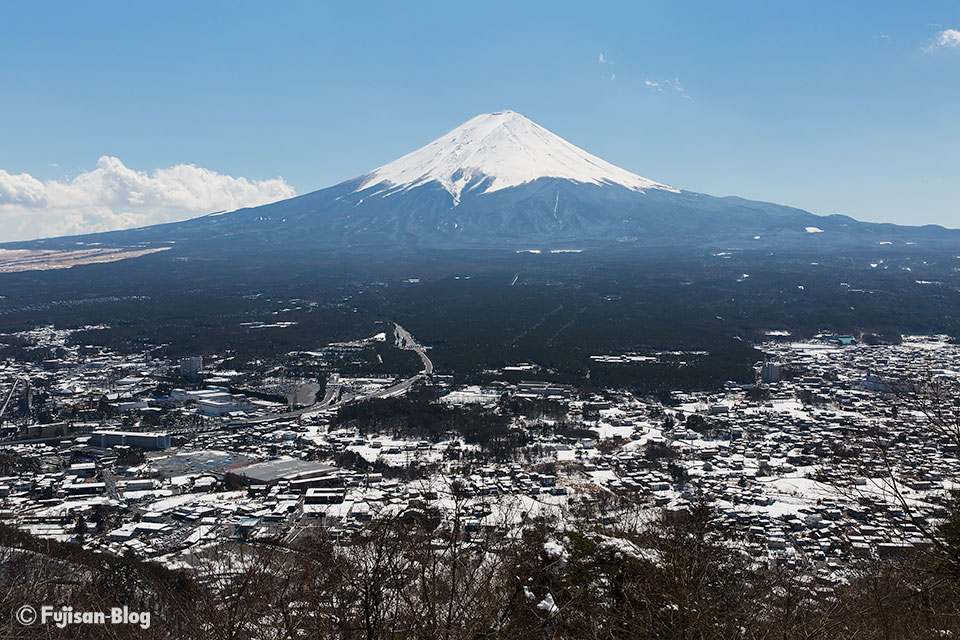 【富士山写真】河口湖天上山公園 カチカチ山ロープウェイからの富士山