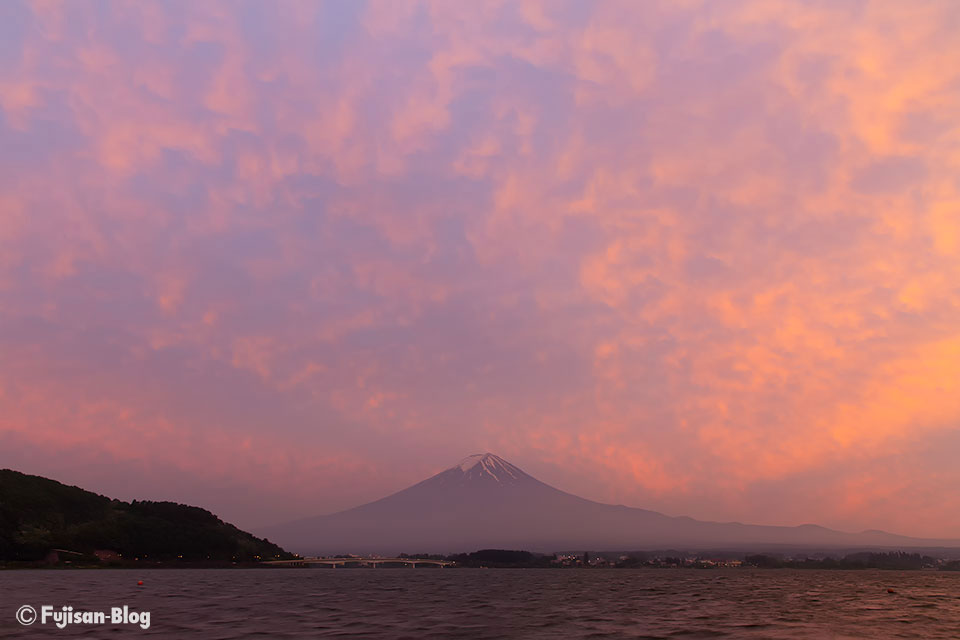 【富士山写真】河口湖からの夕焼けと富士山