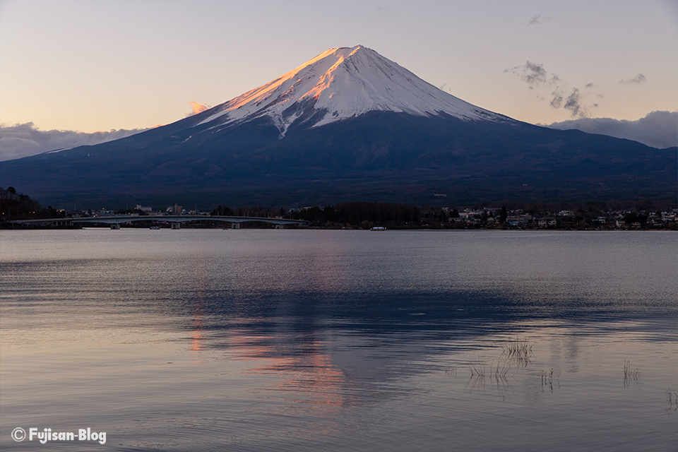 河口湖から富士山と日の出