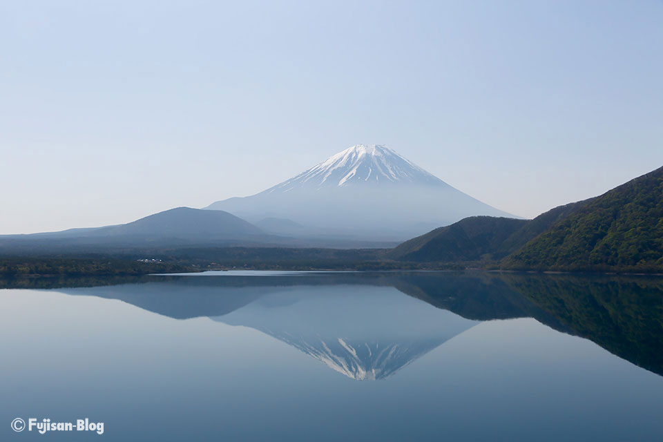 本栖湖からの逆さ富士