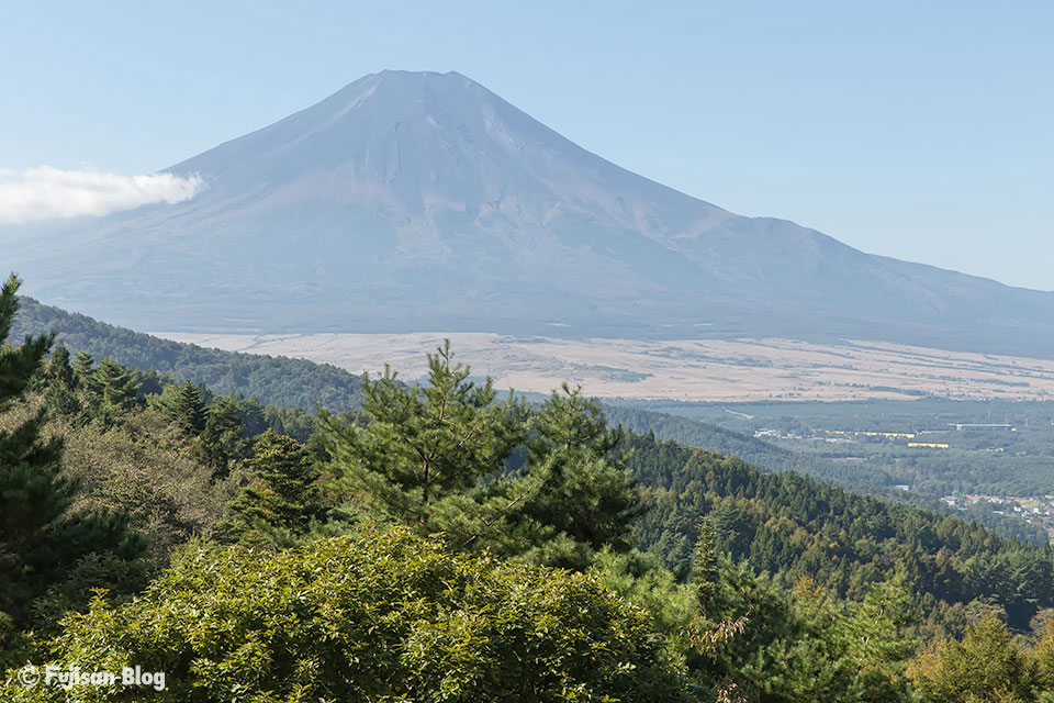 忍野村二十曲峠からの富士山