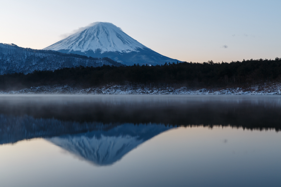 西湖からの富士山