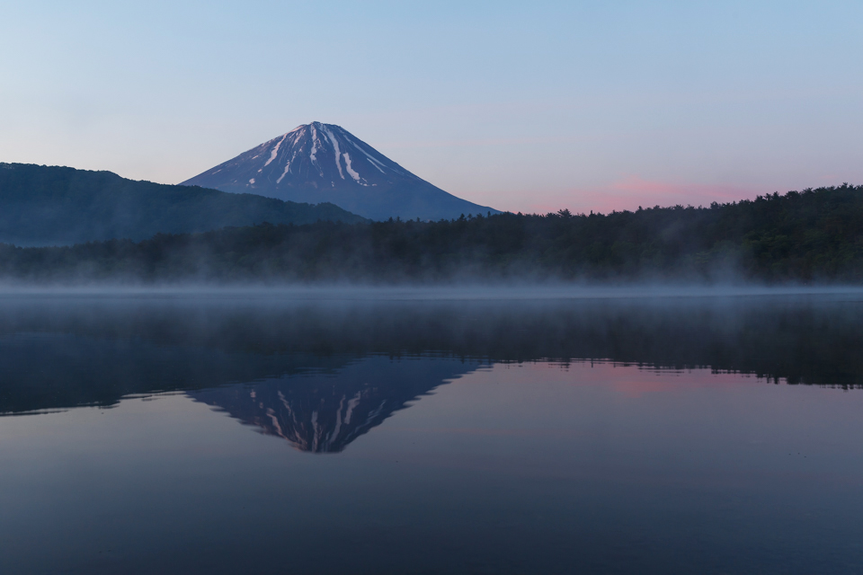 西湖からの富士山