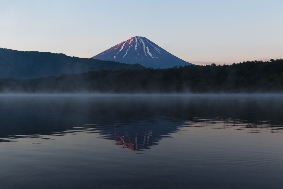 西湖からの富士山