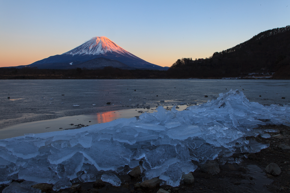 【富士山写真】 精進湖の夕暮れ