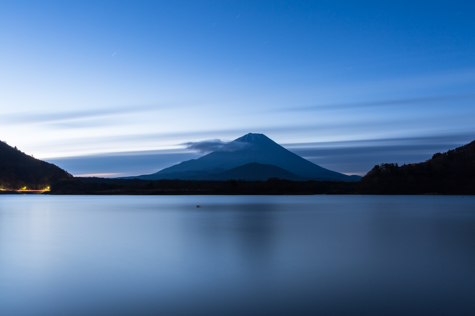 精進湖からの富士山