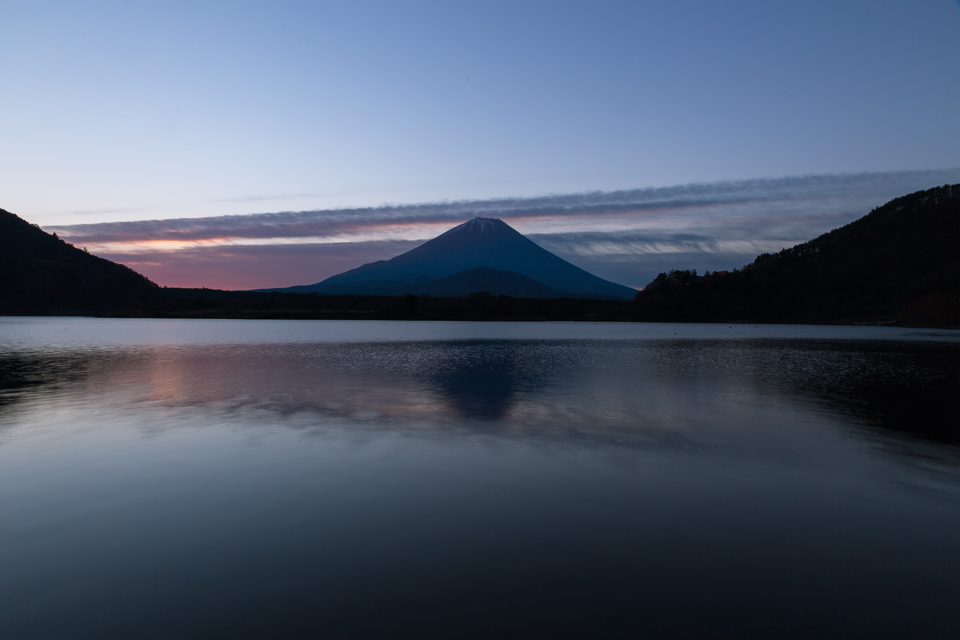 精進湖からの富士山