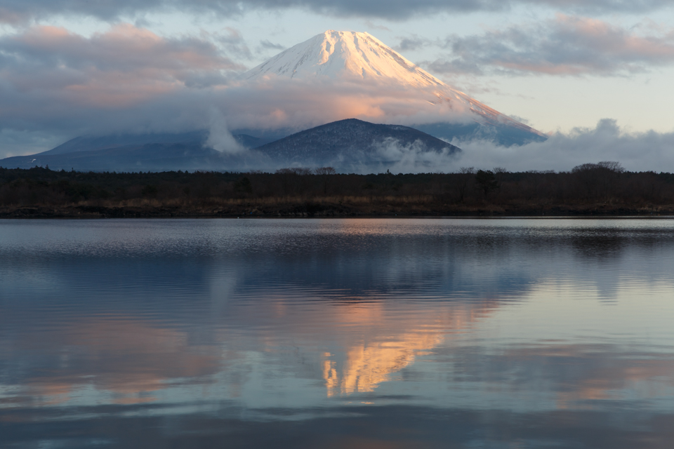 精進湖からの富士山