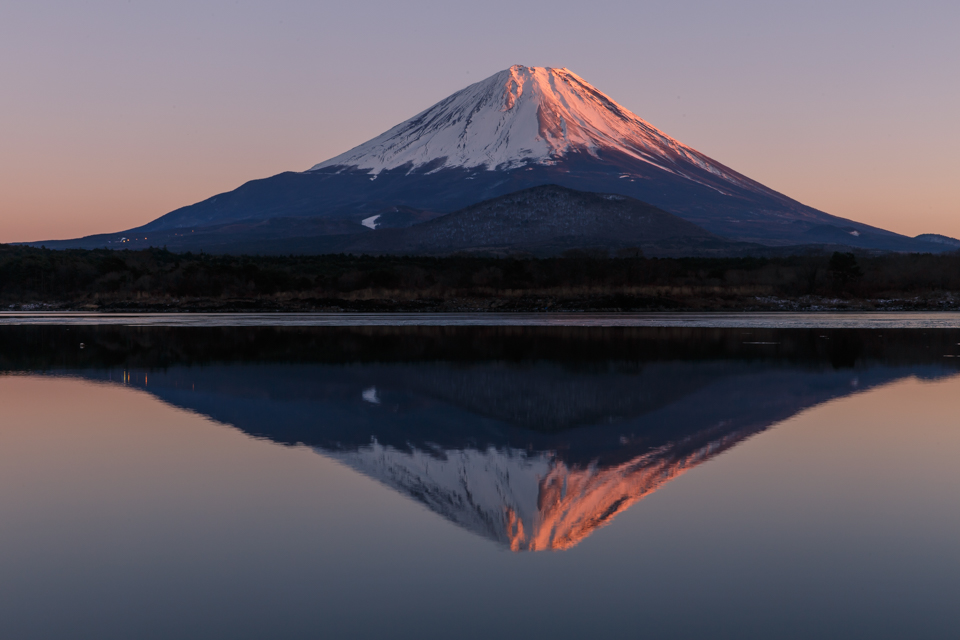 精進湖からの富士山