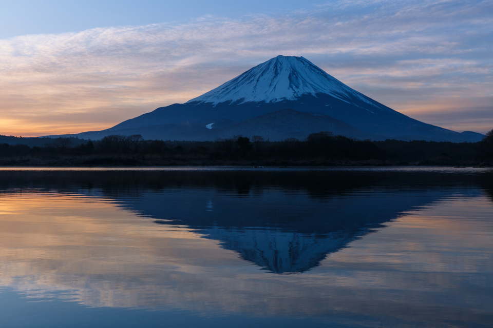 精進湖からの富士山
