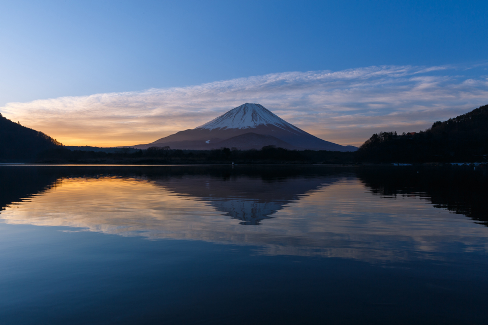精進湖からの富士山
