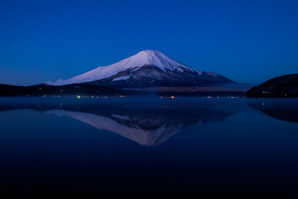 【富士山写真】山中湖平野地区の夜明け