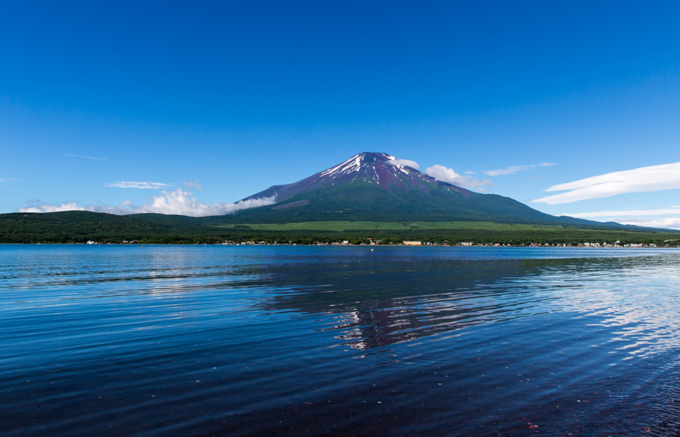【富士山写真】 台風一過の山中湖から