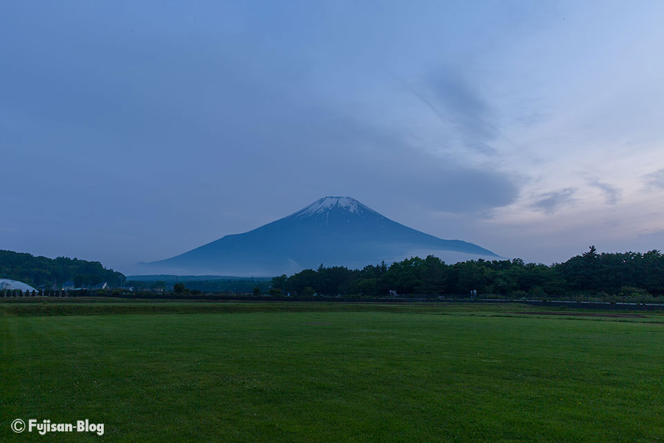 山中湖花の都公園からの富士山