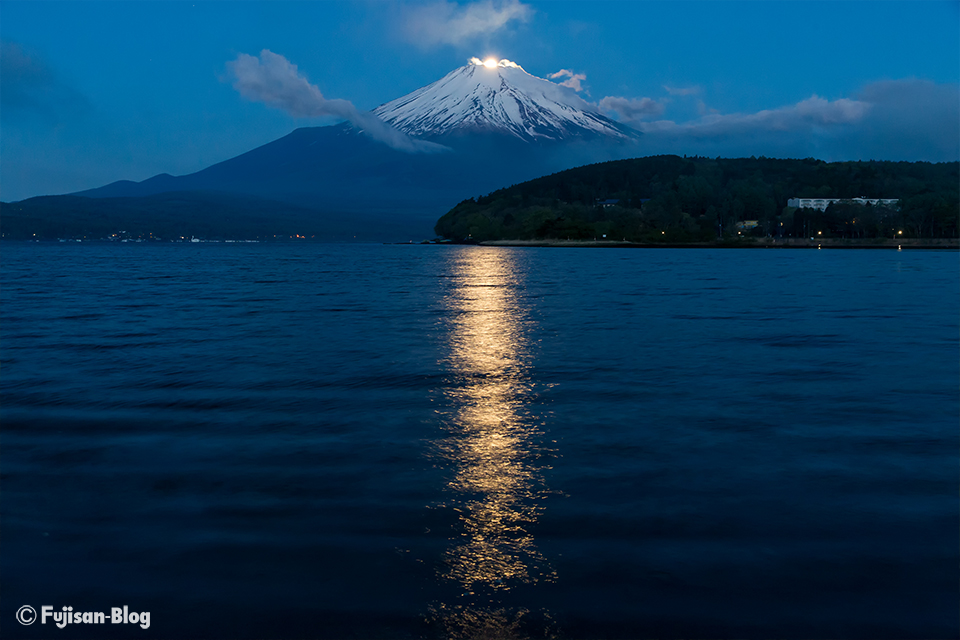 【富士山写真】2017年山中湖からのパール富士