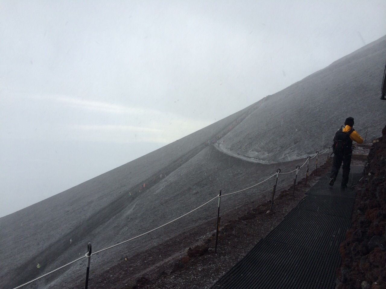 2014年9月　富士山初冠雪！
