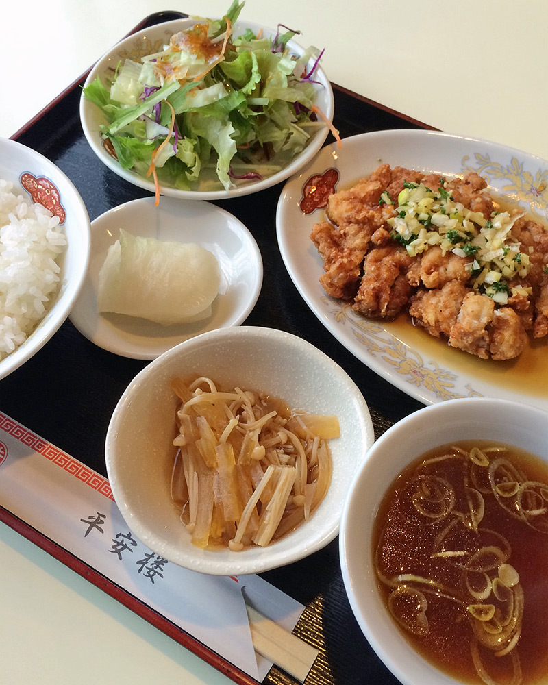 鶏のソースかけ定食