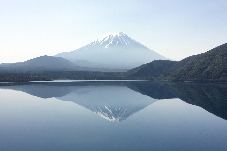 本栖湖からの逆さ富士